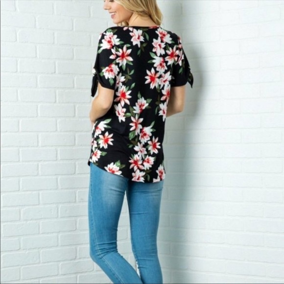Soft Floral Cut-Out Tie Sleeve Top - Picture 3 of 6